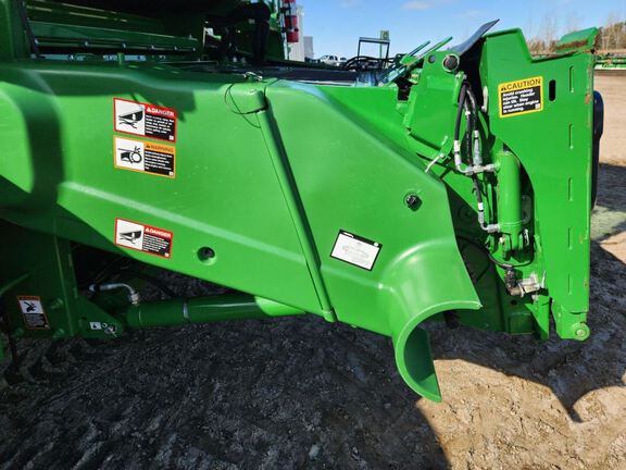 2024 John Deere S780 Combine