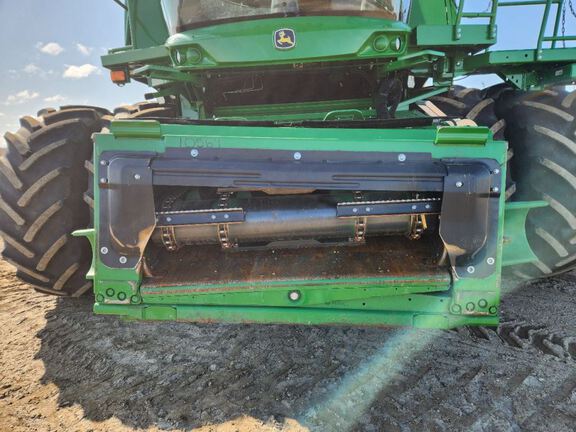 2024 John Deere S780 Combine