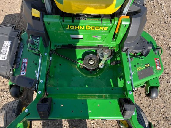 2023 John Deere Z530R Mower/Zero Turn