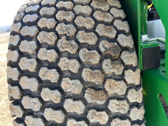 2023 John Deere Z530R Mower/Zero Turn