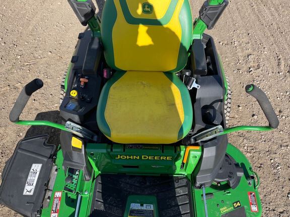 2023 John Deere Z530R Mower/Zero Turn