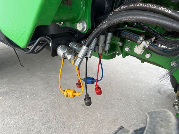 2014 John Deere 3033R Tractor Compact