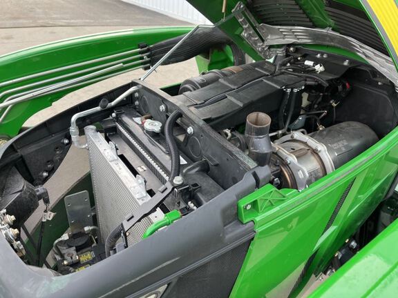 2014 John Deere 3033R Tractor Compact