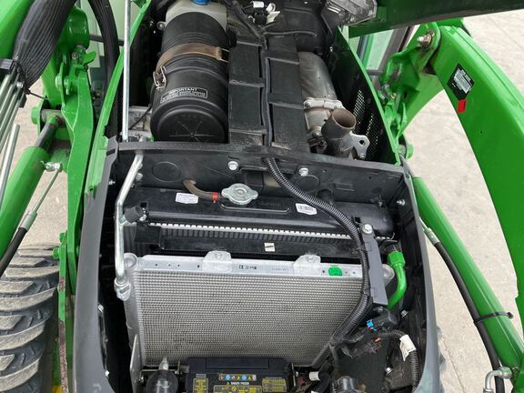 2014 John Deere 3033R Tractor Compact