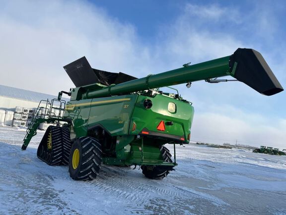 2025 John Deere S7 800 Combine