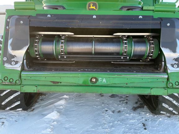 2025 John Deere S7 800 Combine