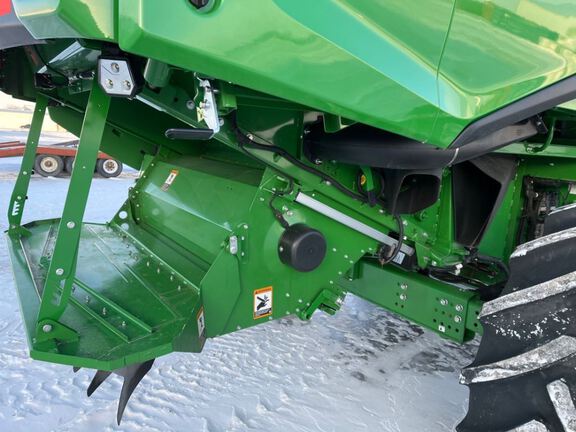 2025 John Deere S7 800 Combine