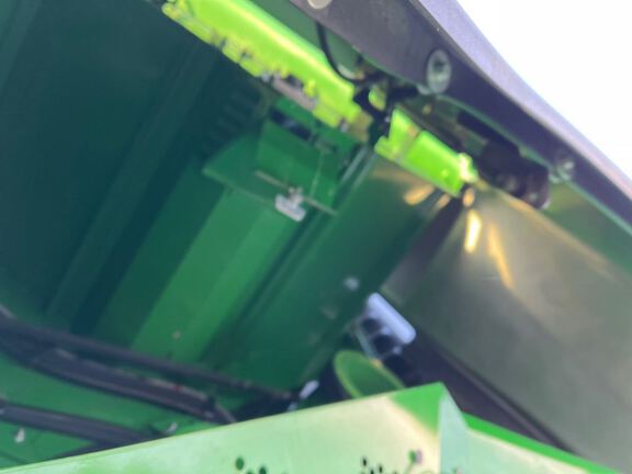 2025 John Deere S7 800 Combine