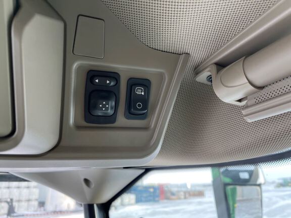 2025 John Deere S7 800 Combine