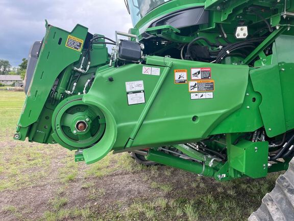 2025 John Deere S7 800 Combine