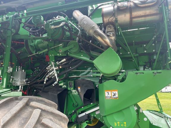 2025 John Deere S7 800 Combine