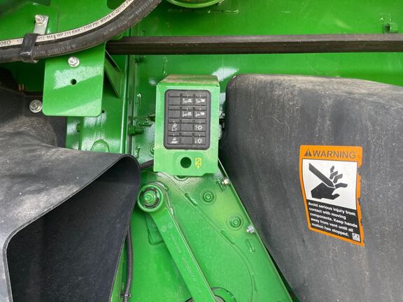 2025 John Deere S7 800 Combine