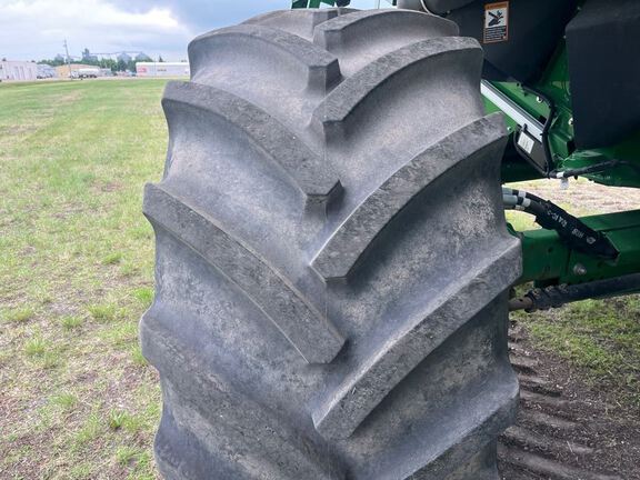 2025 John Deere S7 800 Combine