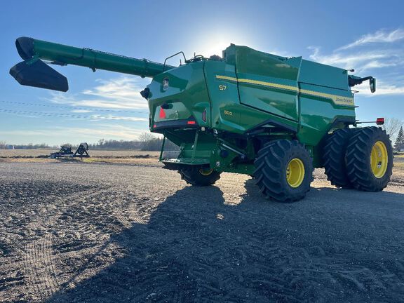 2025 John Deere S7 800 Combine