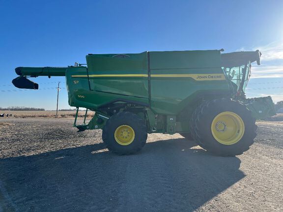2025 John Deere S7 800 Combine