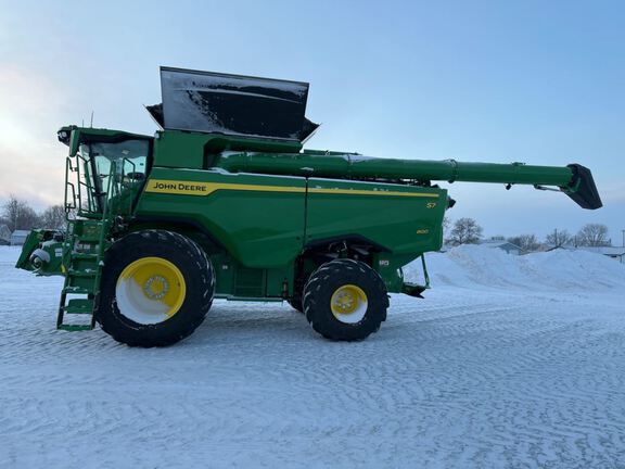 2025 John Deere S7 800 Combine