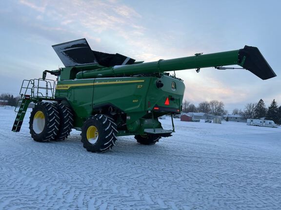 2025 John Deere S7 800 Combine
