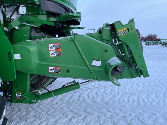 2025 John Deere S7 800 Combine