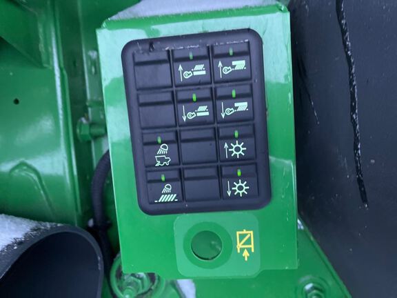 2025 John Deere S7 800 Combine