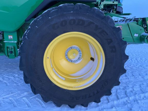 2025 John Deere S7 800 Combine