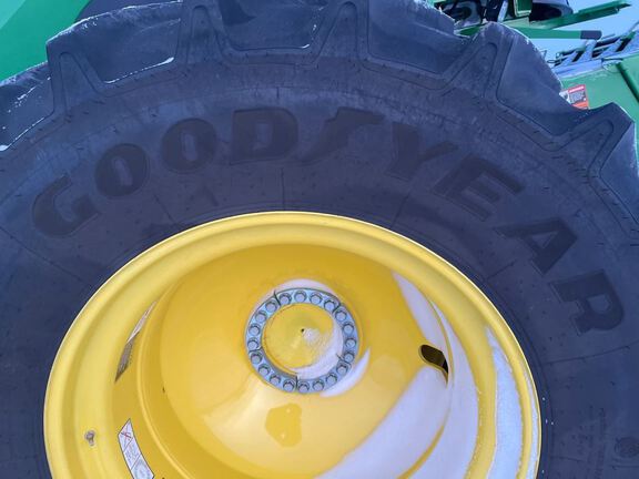 2025 John Deere S7 800 Combine