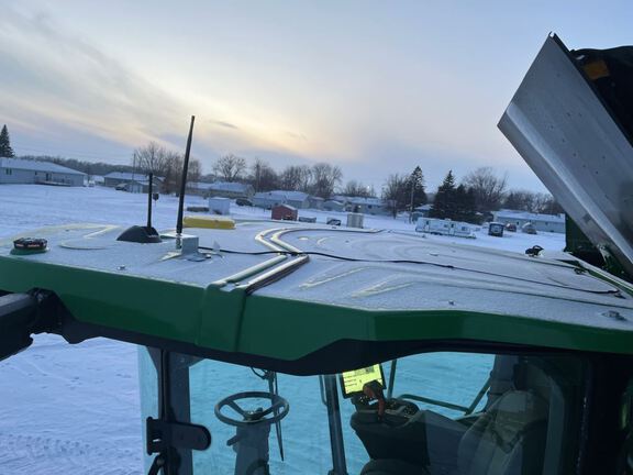 2025 John Deere S7 800 Combine