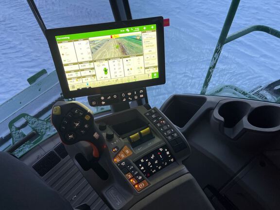 2025 John Deere S7 800 Combine