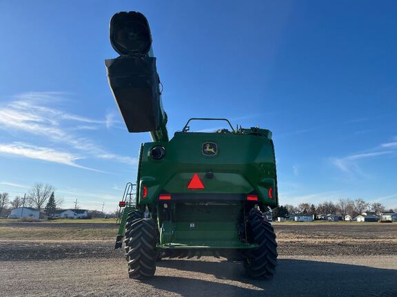 2025 John Deere S7 700 Combine