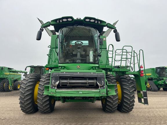 2024 John Deere S770 Combine