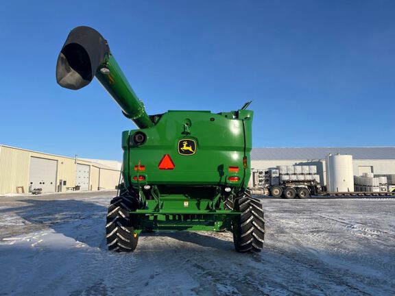 2024 John Deere S770 Combine