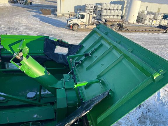 2024 John Deere S770 Combine