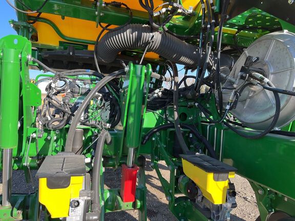 2025 John Deere 1775NT Planter
