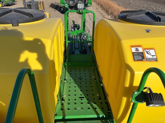2025 John Deere 1775NT Planter