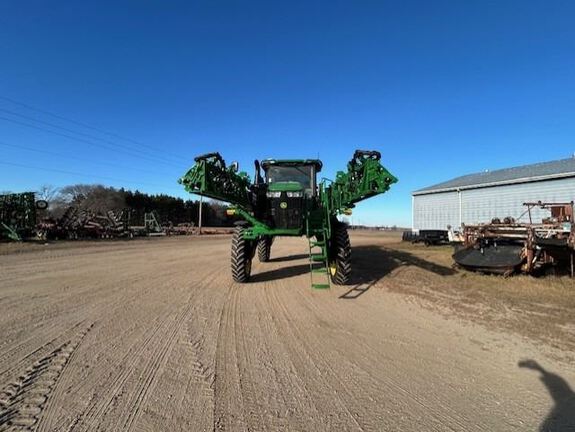 2025 John Deere 410R Sprayer/High Clearance