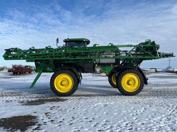 2025 John Deere 410R Sprayer/High Clearance