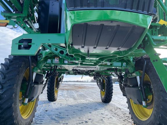 2025 John Deere 410R Sprayer/High Clearance