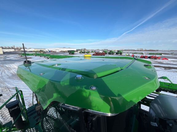 2025 John Deere 410R Sprayer/High Clearance