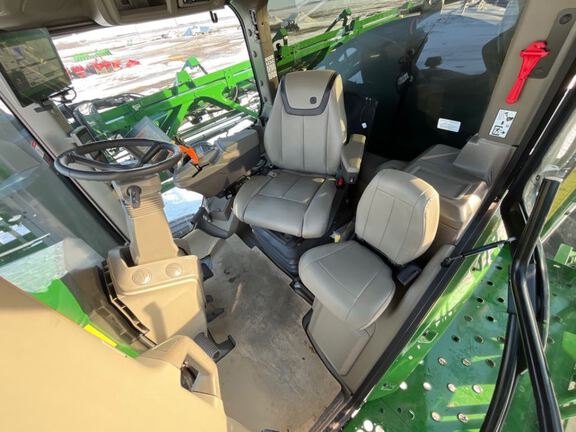 2025 John Deere 410R Sprayer/High Clearance