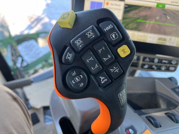 2025 John Deere 410R Sprayer/High Clearance