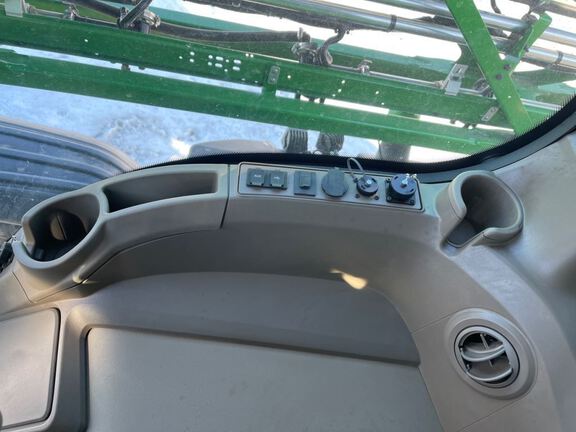 2025 John Deere 410R Sprayer/High Clearance
