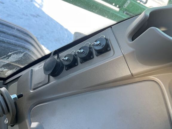 2025 John Deere 410R Sprayer/High Clearance