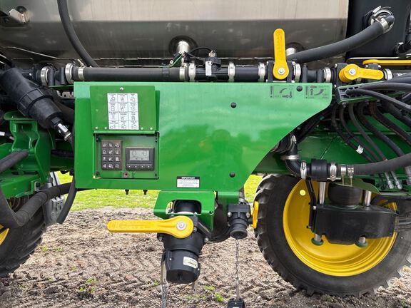 2025 John Deere 410R Sprayer/High Clearance