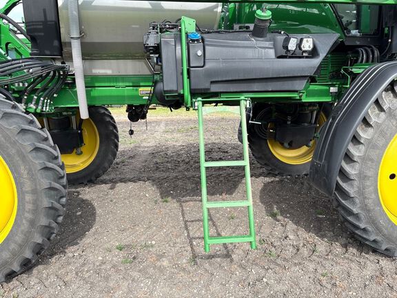 2025 John Deere 410R Sprayer/High Clearance