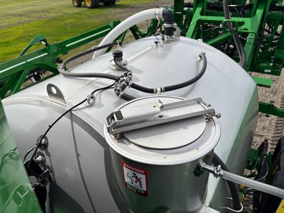 2025 John Deere 410R Sprayer/High Clearance