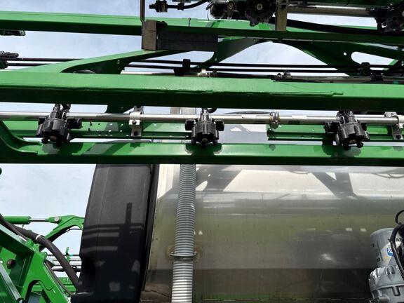 2025 John Deere 410R Sprayer/High Clearance