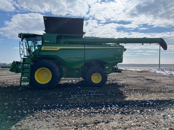 2025 John Deere S7 700 Combine