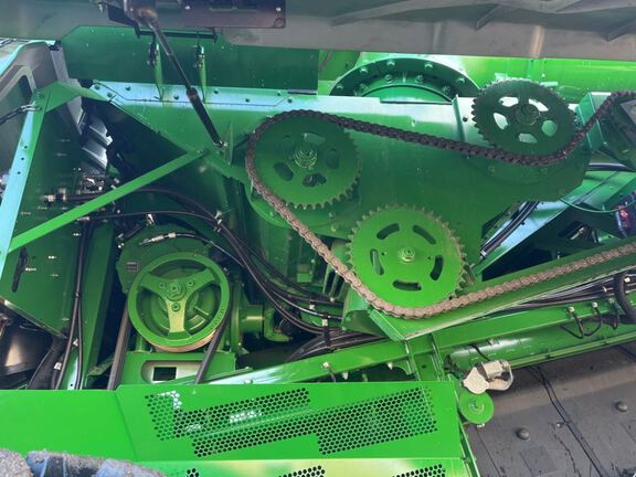 2025 John Deere S7 700 Combine