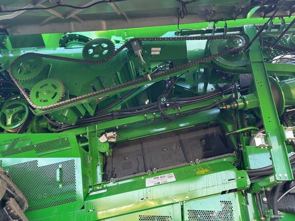 2025 John Deere S7 700 Combine