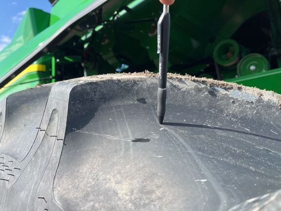 2025 John Deere S7 700 Combine