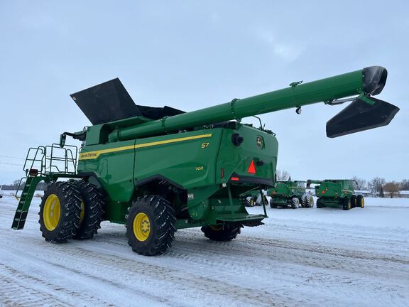 2025 John Deere S7 700 Combine